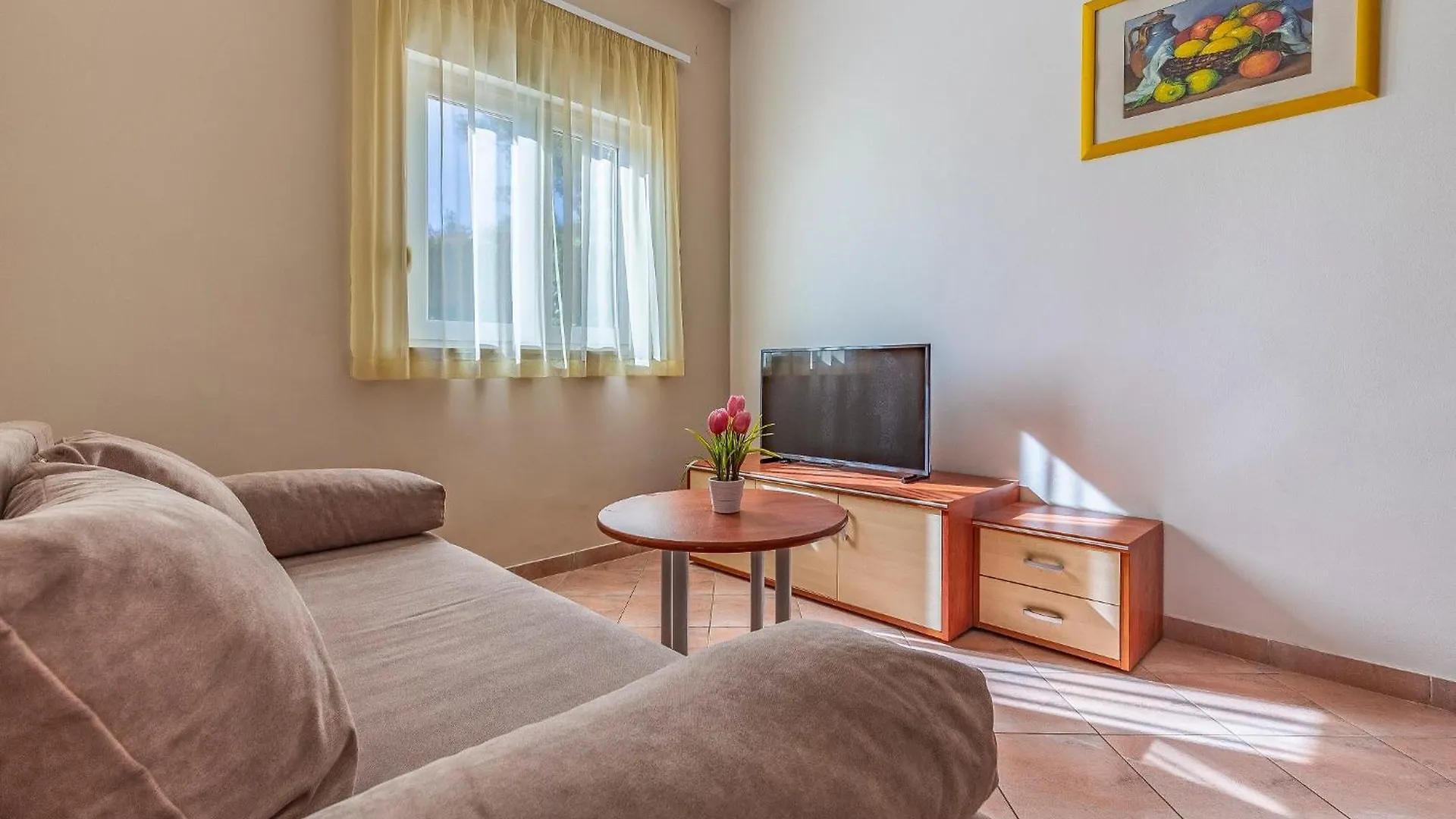 Apartments Rok Pula 0*,  Croacia